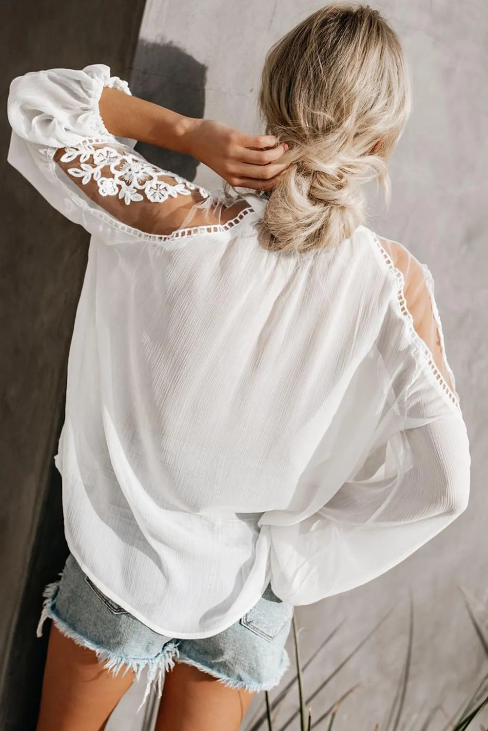 Chic White Formal Invitation Lace Blouse