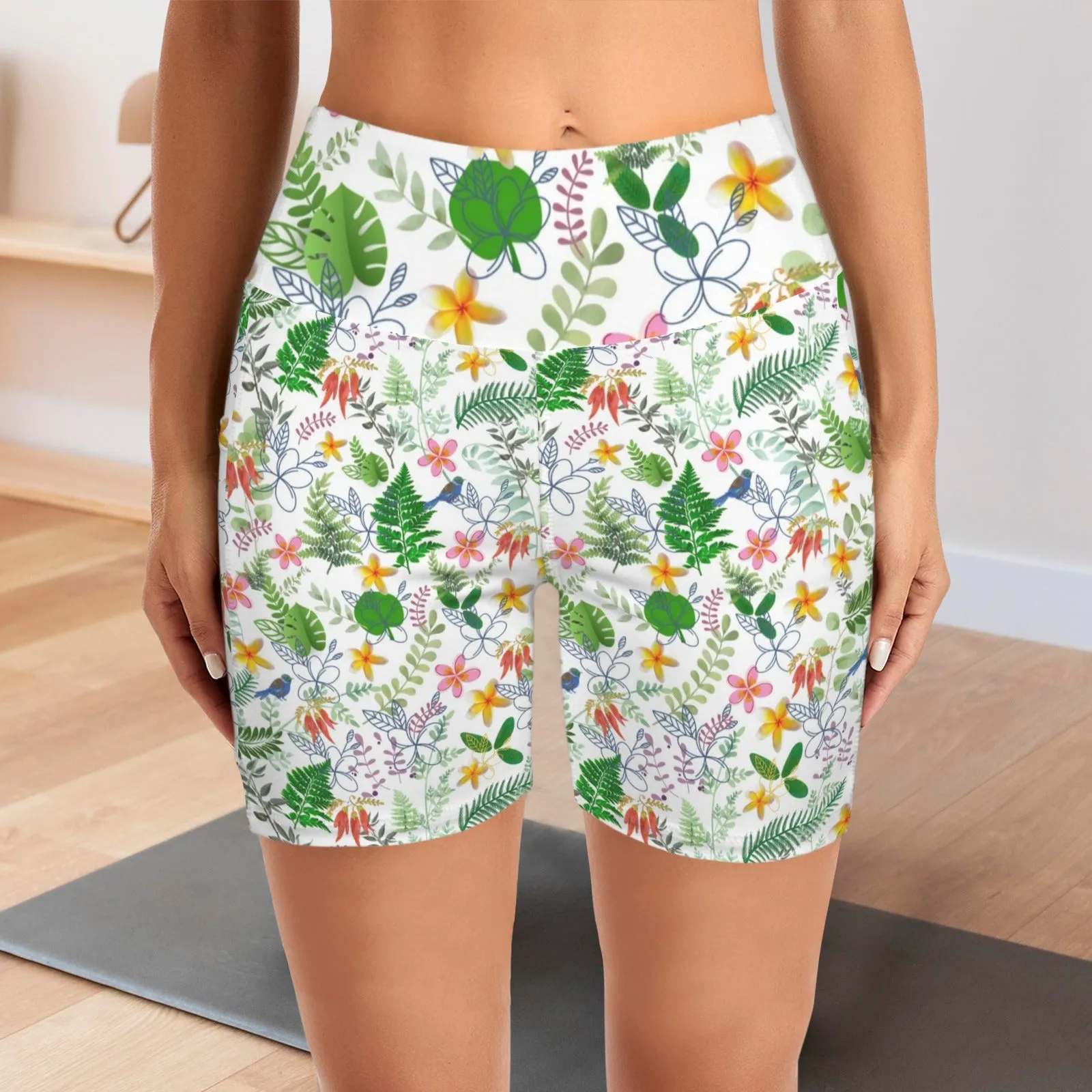 Graphic Floral Yoga Shorts with Pockets up to 5 XL (FWS)