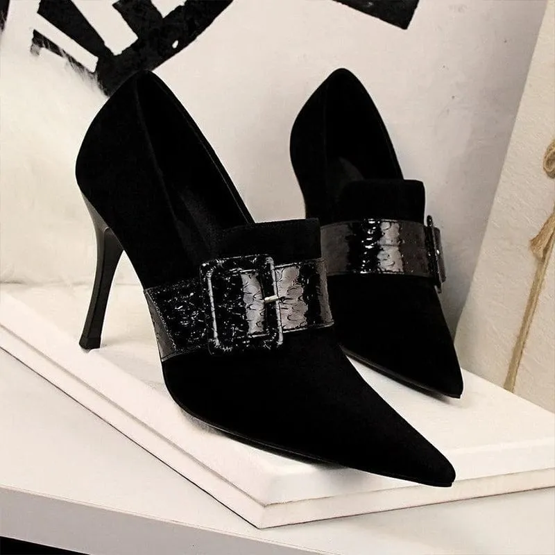 High Heeled Shoes With Deep Lipped Strap