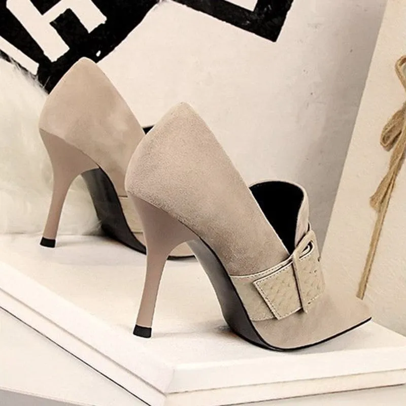 High Heeled Shoes With Deep Lipped Strap