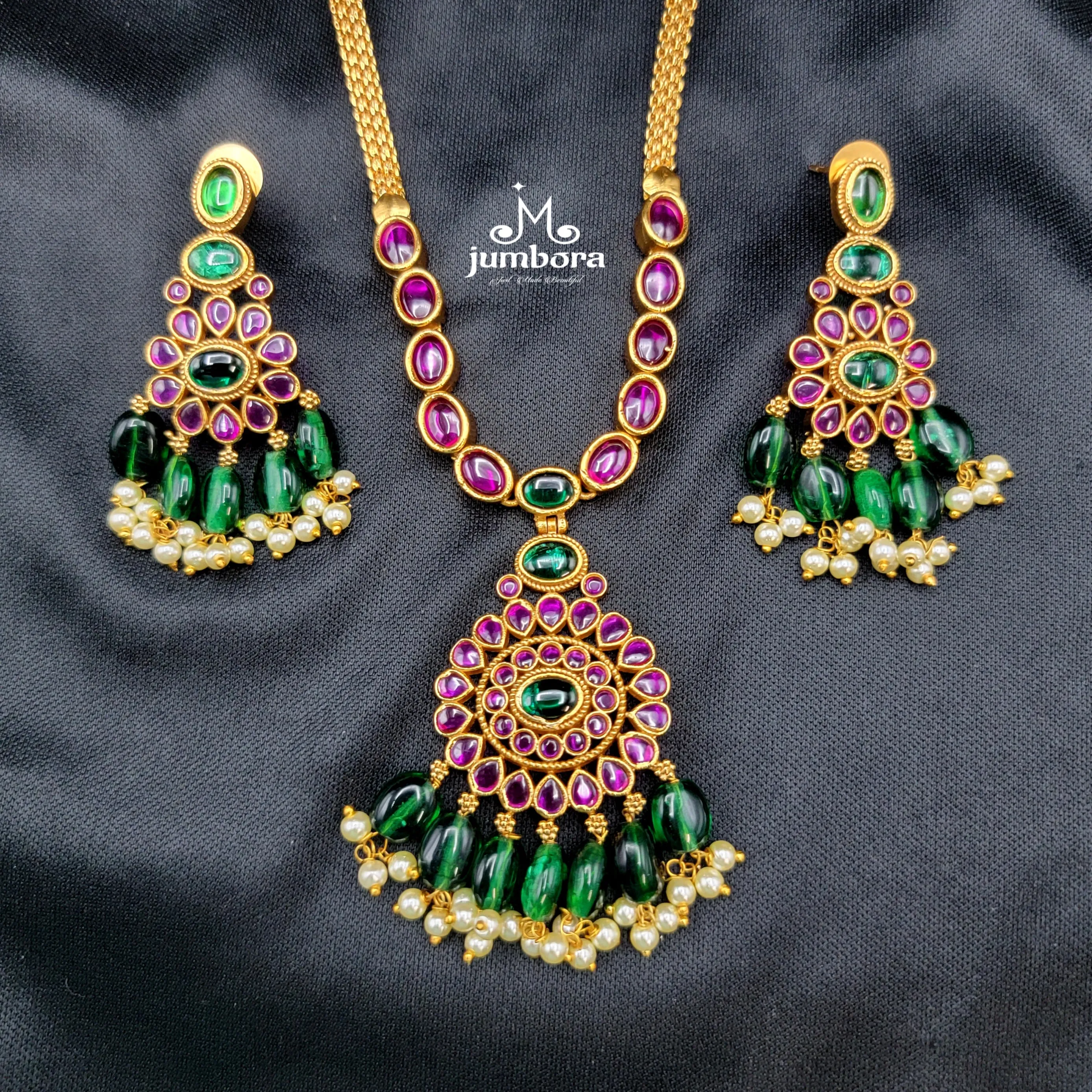 Kemp Necklace Set with Green Monalisa Beads