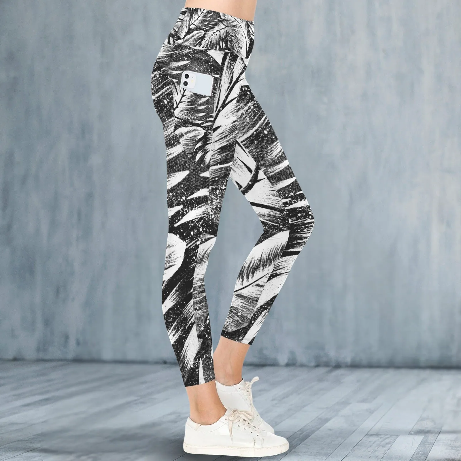 Leaves 1 B & W Leggings with Pockets up to 5 XL (FWS)