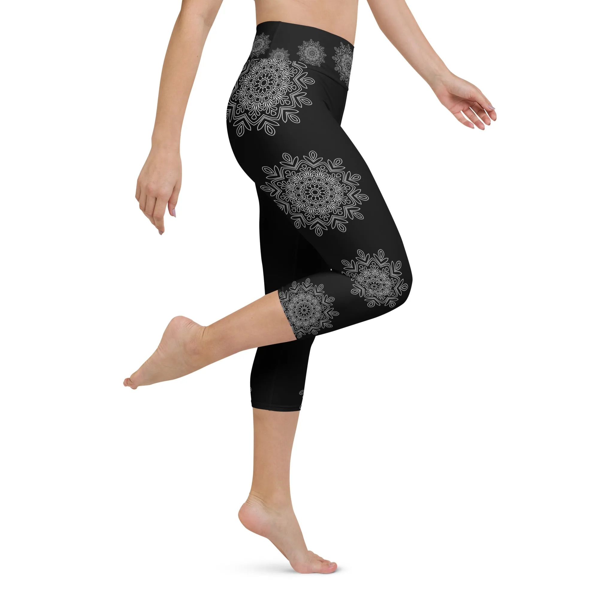 Mandala Circles Yoga Capri Leggings | Fitness Capri Leggings, lioness-love