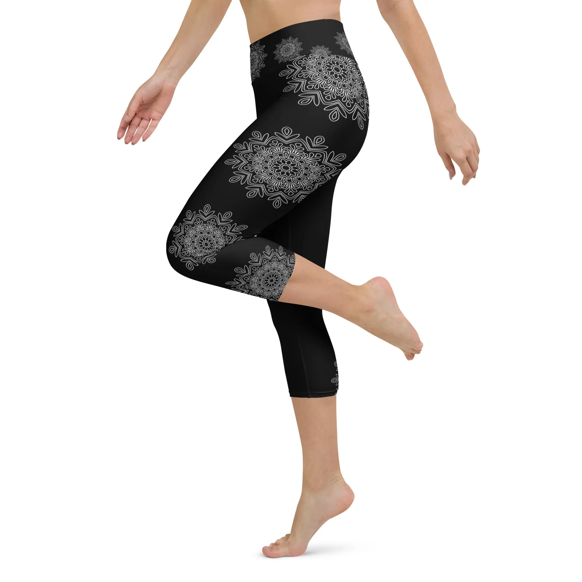 Mandala Circles Yoga Capri Leggings | Fitness Capri Leggings, lioness-love