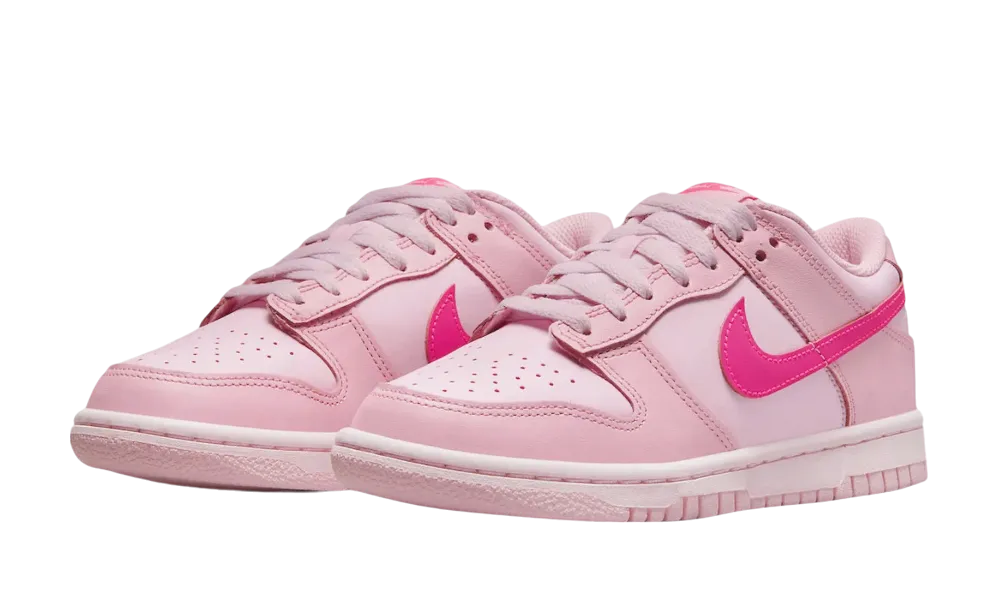 Nike Dunk Low Triple Pink