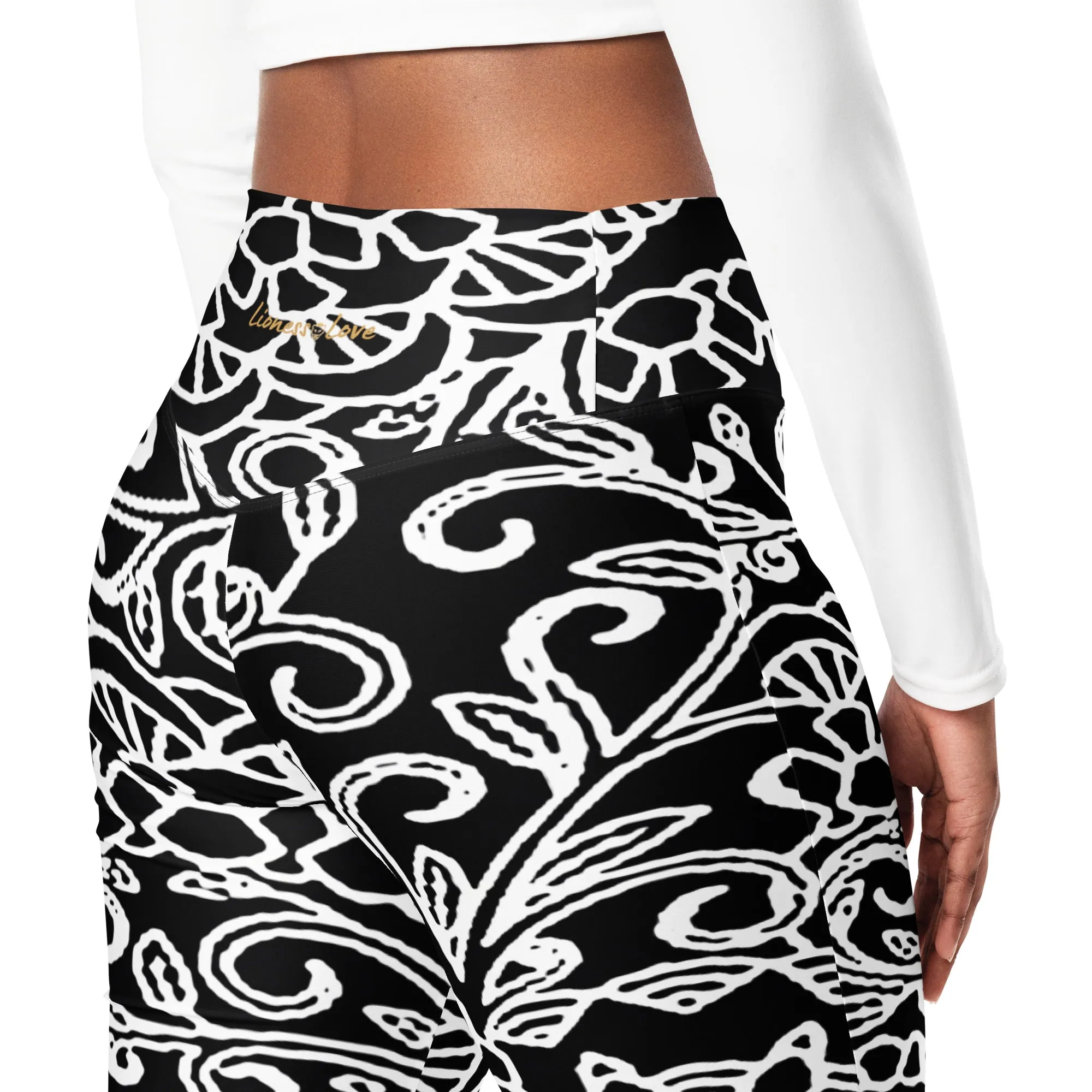 Paisley Design Flare leggings lioness-love