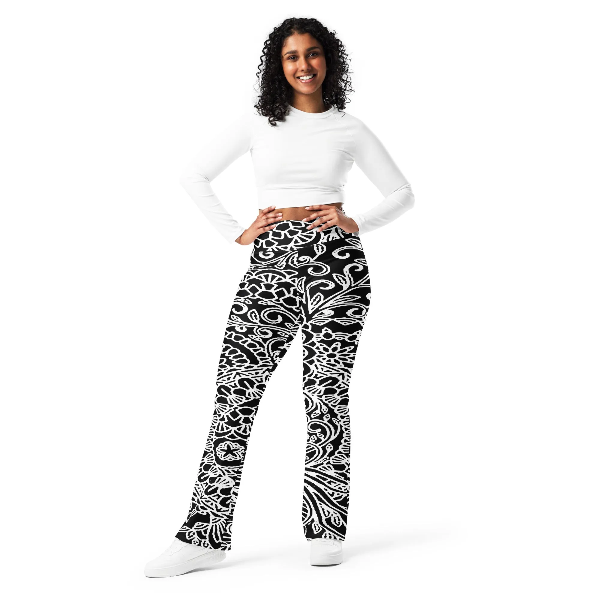 Paisley Design Flare leggings lioness-love