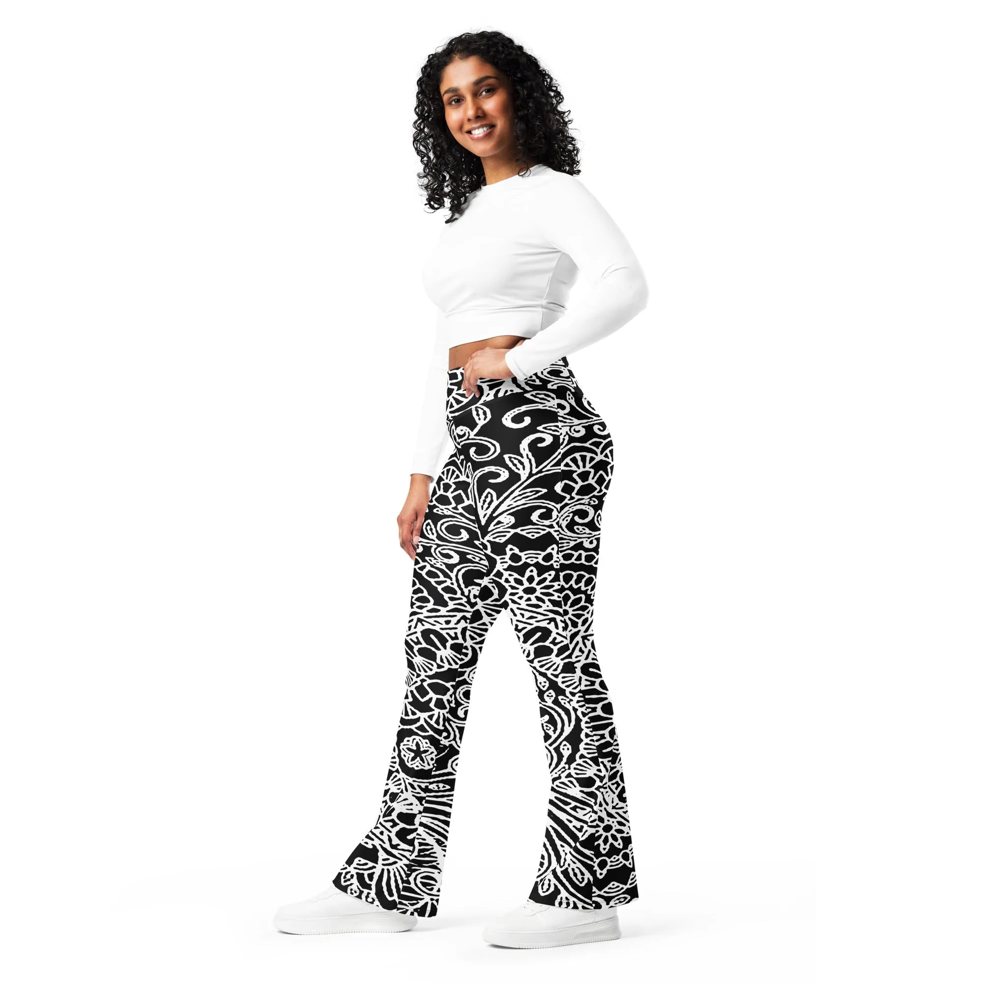 Paisley Design Flare leggings lioness-love